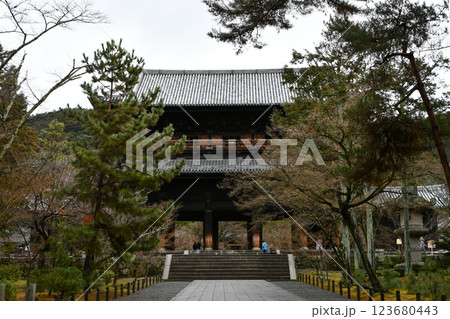 南禅寺の三門 123680443