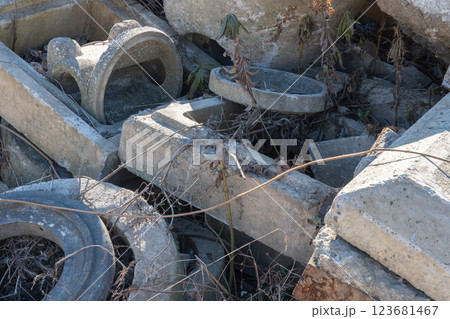 水道工事の廃棄物 水道工事の廃棄物 123681467