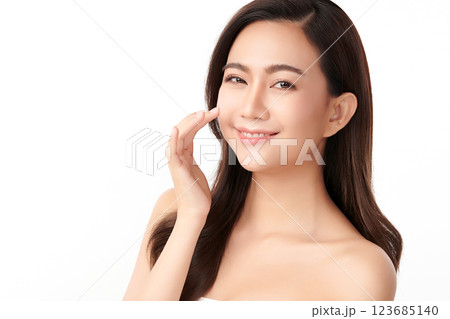 Beautiful young asian woman with clean fresh skin on white background, Face care, Facial treatment, Cosmetology, beauty and spa, Asian women portrait. Beautiful young asian woman with clean fresh skin on white background, Face care, Facial treatment, Cosmetology, beauty and spa, Asian women portrait. 123685140