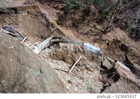 土砂災害 自然災害 台風災害 土砂災害 自然災害 台風災害 123685817