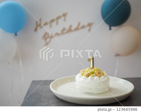 バースデーパーティー 123685986