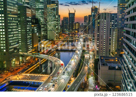 大阪夜景 息を呑む中之島のマジックアワー 大阪夜景 息を呑む中之島のマジックアワー 123686515