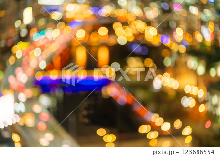 背景素材　たまボケの大阪夜景 123686554
