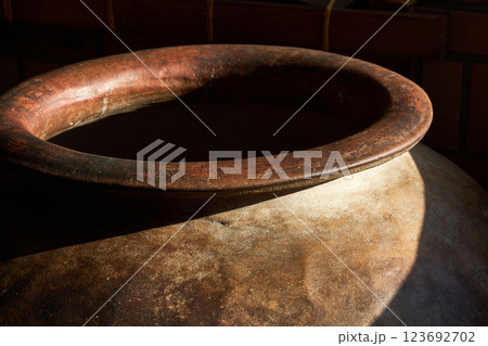 Ancient large clay pot, ceramic vase Ancient large clay pot, ceramic vase 123692702