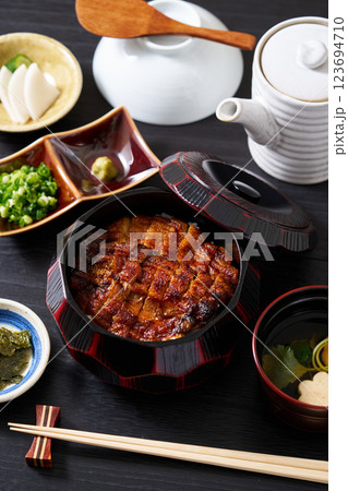 ひつまぶし ひつまぶし 123694710