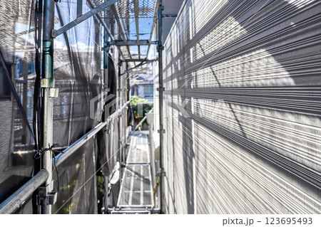 戸建て家屋の外壁修繕工事 外壁 外張り断熱リフォーム 戸建て家屋の外壁修繕工事 外壁 外張り断熱リフォーム 123695493