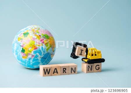 警告　地球温暖化　森林破壊 123696905