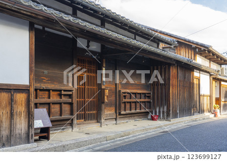 ならまち　風情ある町並み 123699127