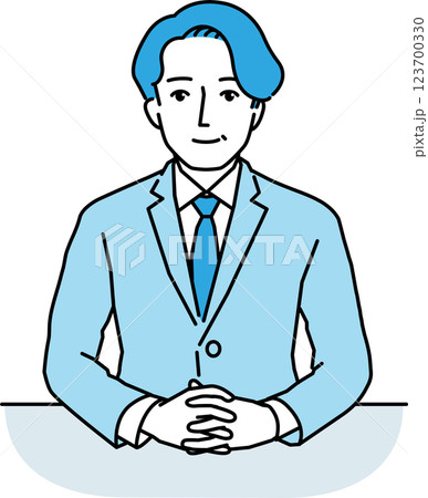 正面をむいたスーツの中高年男性 123700330