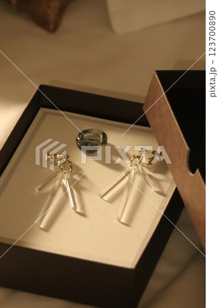 （富山市ガラス美術館）002 123700890