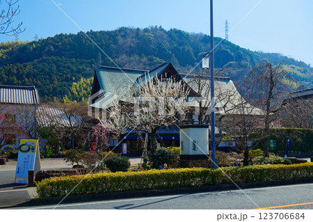 風祭駅近くのお食事処・千世倭樓　美蔵　且座　鈴廣かまぼこの里 123706684