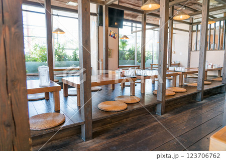 八重山そば 夢乃屋本店の店内 123706762