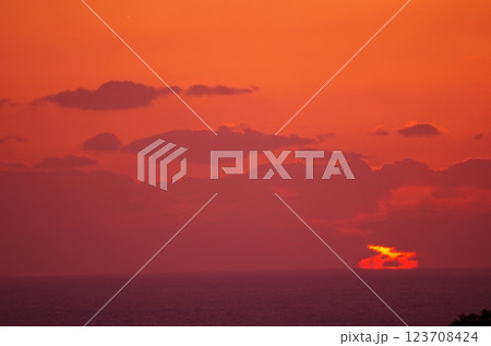 大隅半島 佐多岬のサンセット 大隅半島 佐多岬のサンセット 123708424