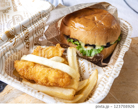 チーズバーガーセット チーズバーガーセット 123708926