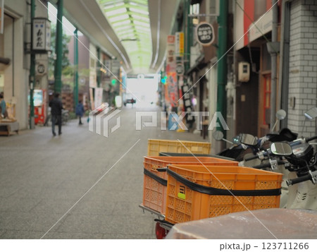 尾道のアーケード商店街 尾道のアーケード商店街 123711266