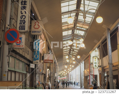 尾道のアーケード商店街 尾道のアーケード商店街 123711267