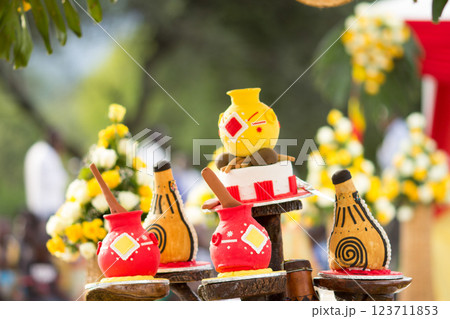 miniature people in the garden 123711853