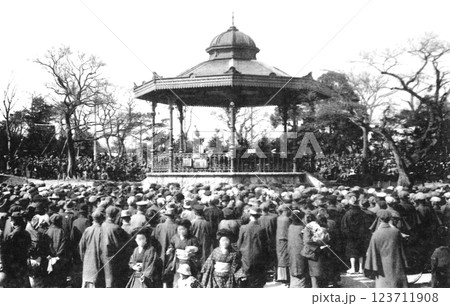 古写真　1918-1923年　東京　日比谷公園音楽堂 123711908