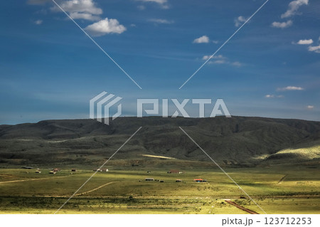 beautiful view of the mountains 123712253