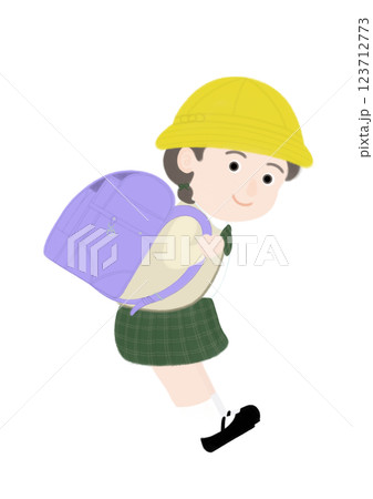 ランドセルを背負った小学生の女の子 123712773