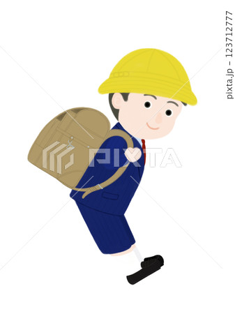 ランドセルを背負った小学生の男の子 123712777