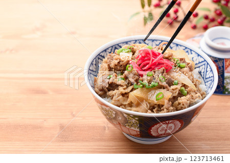 牛丼 イメージ 123713461