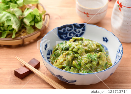 早春の食材 ふきのとうの酢味噌和え 123713714