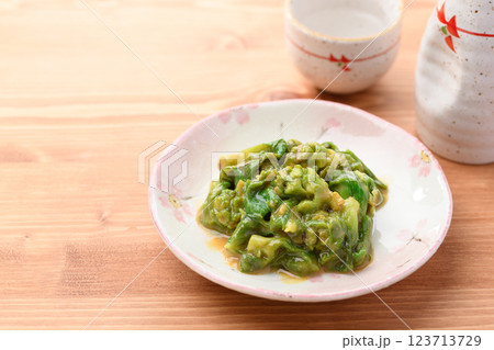 早春の食材 ふきのとうの酢味噌和え 123713729