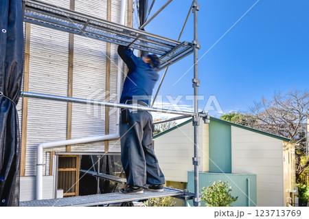 戸建て家屋の外壁修繕工事 外壁リフォーム 戸建て家屋の外壁修繕工事 外壁リフォーム 123713769