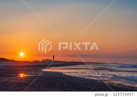 【静岡県】中田島砂丘　日の出 123715457