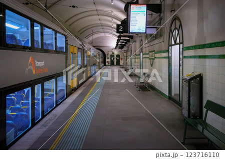 誰もいない駅 誰もいない駅 123716110