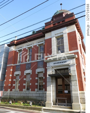 香取市の佐原三菱館 123719388