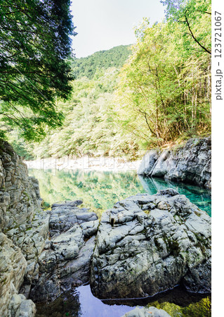＜長野＞阿寺渓谷　狸ヶ淵 123721067