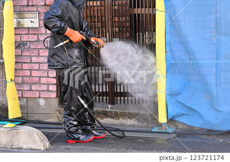 高圧洗浄　外壁塗装　ハウスクリーニング 123721174
