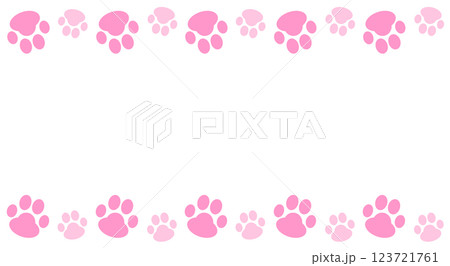 かわいいペットの犬や猫が歩いた動物の肉球イラスト 123721761