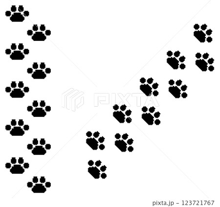 かわいいペットの犬や猫が歩いた動物の肉球イラスト 123721767