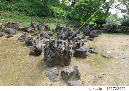 一乗谷朝倉氏遺跡 湯殿跡庭園 一乗谷朝倉氏遺跡 湯殿跡庭園 123722472
