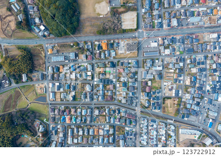 住宅街の俯瞰風景 123722912