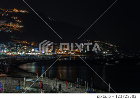 night view of the promontory of Taormina 123725382