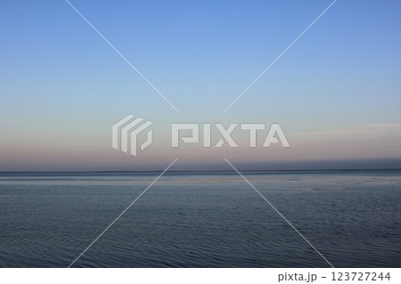 北海道尾岱沼キャンプ場からの眺め2 北海道尾岱沼キャンプ場からの眺め2 123727244