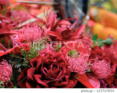 造花の薔薇 造花の薔薇 123727654