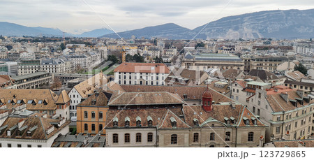 Aerial view to the Geneva old city 123729865