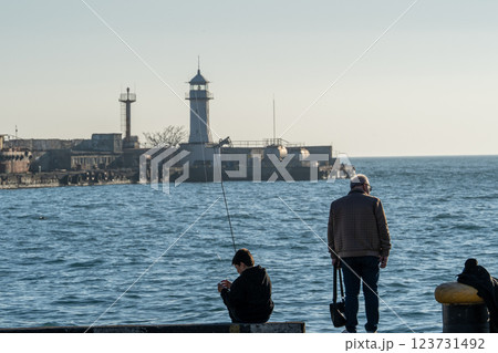 embankment, sea view 123731492