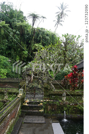 Pura Gunung Kawi Sebatu Gianyar temple in Ubud, Bali, Indonesia Pura Gunung Kawi Sebatu Gianyar temple in Ubud, Bali, Indonesia 123732090