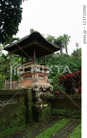 Pura Gunung Kawi Sebatu Gianyar temple in Ubud, Bali, Indonesia Pura Gunung Kawi Sebatu Gianyar temple in Ubud, Bali, Indonesia 123732092