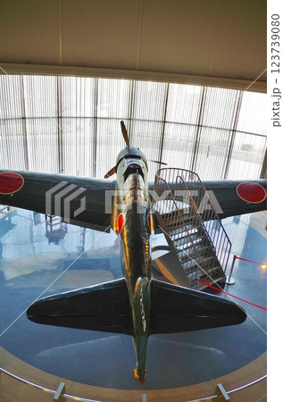 太刀洗平和祈念館　本物の零式戦闘機 123739080