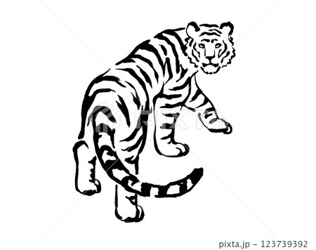 振り返るトラ白黒 123739392