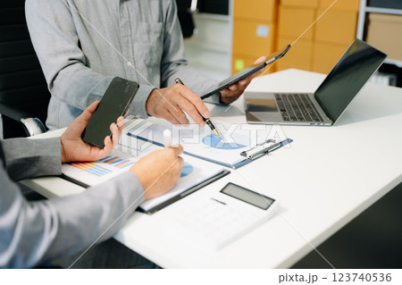 Business team meeting. professional investor working new start up project. Finance task. 123740536