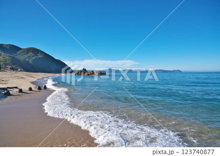 【水晶浜海水浴場】 福井県三方郡美浜町竹波 【水晶浜海水浴場】 福井県三方郡美浜町竹波 123740877