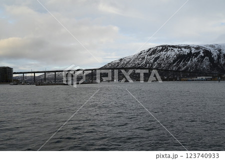 ノルウェー トロムソ橋 ノルウェー トロムソ橋 123740933